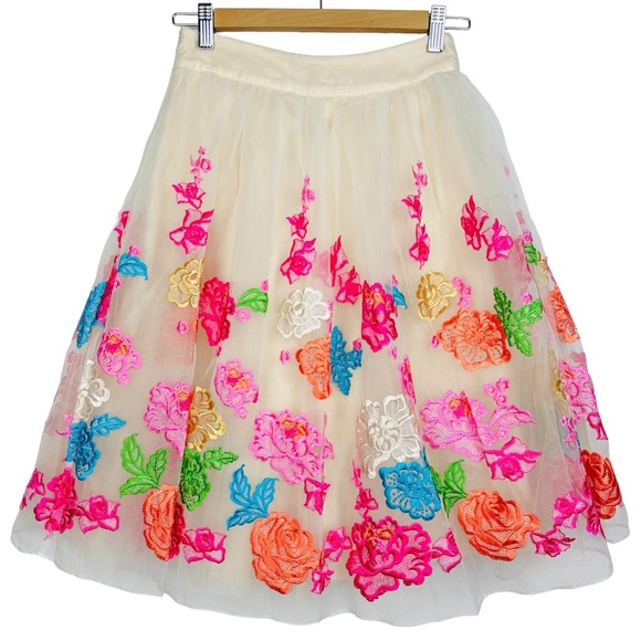 Modcloth Chi Chi London Cerys Rainbow Floral Embroidered Tulle Circle Skirt 2 - Picture 6 of 14